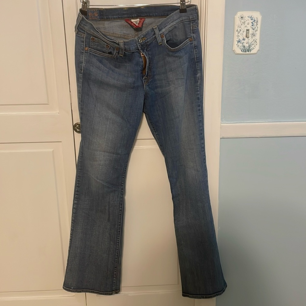 Lucky Brand women’s jeans 12/31